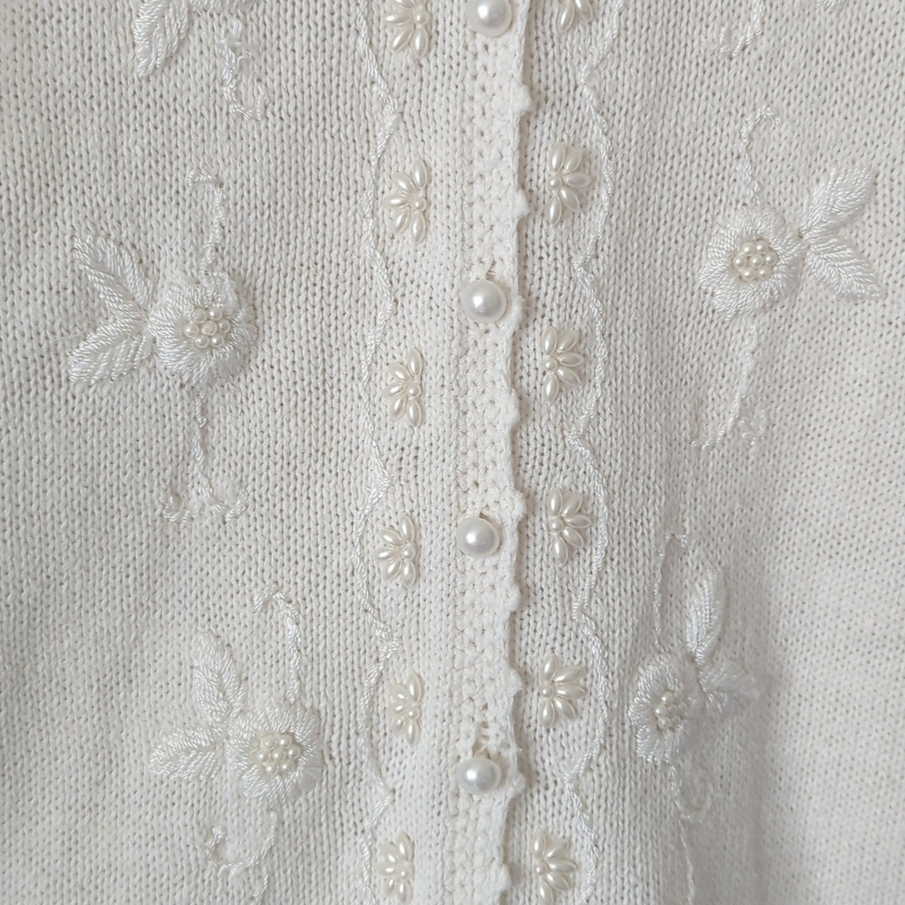 Vintage Cotton White Women's Cardigan Pearl Buttons Embroidered Flowers Size M - Picture 8 of 8